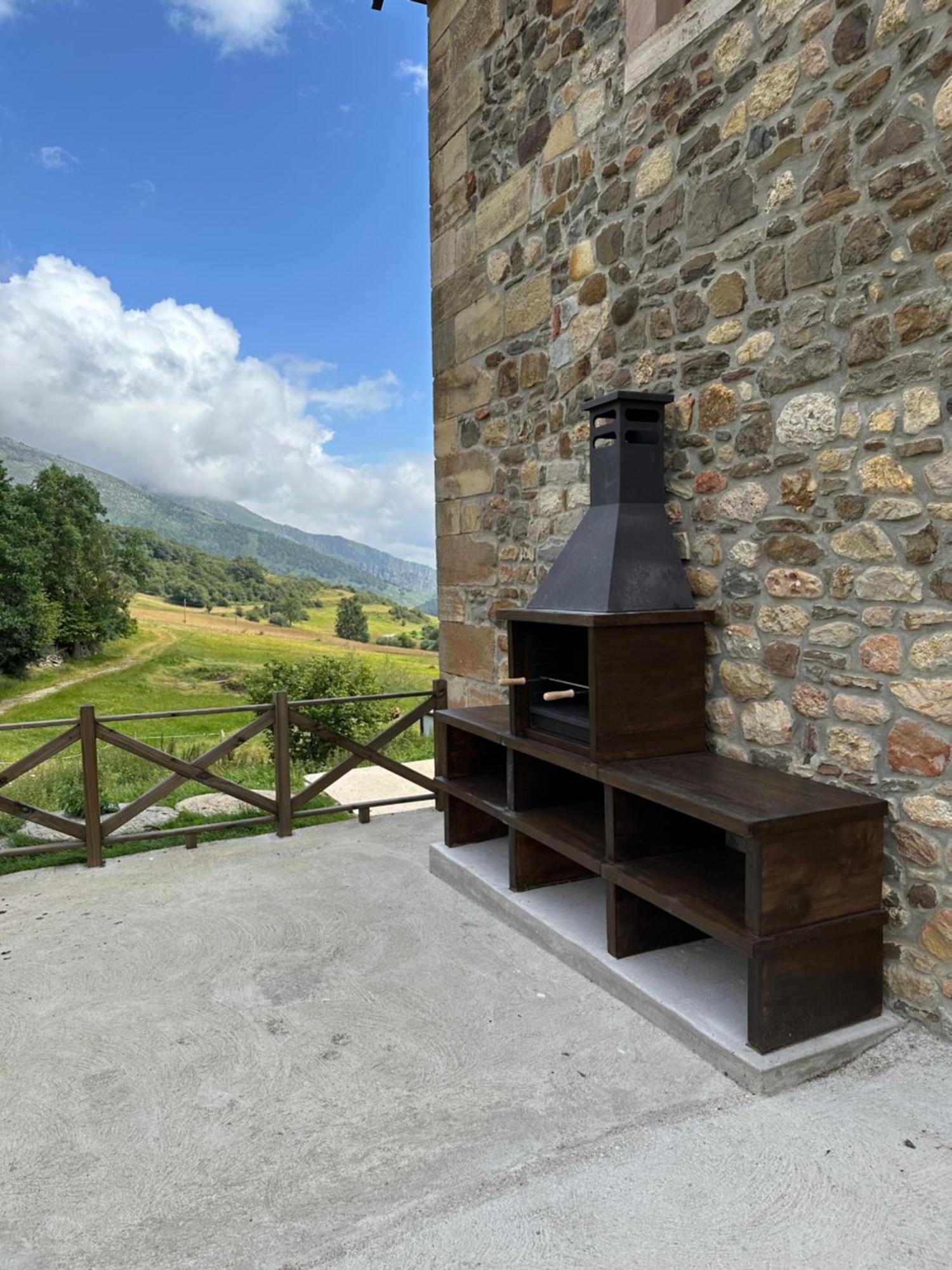 La Casona De Lombrana, En Polaciones Zewnętrze zdjęcie
